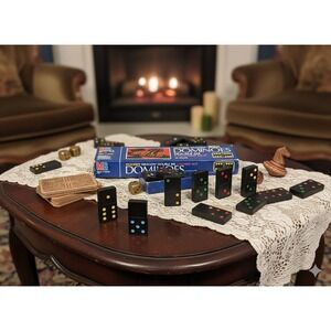 Vintage 1983 28 Piece Dominoes Set, Colored Dots